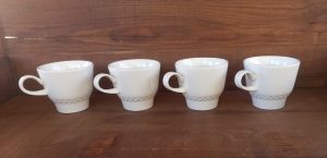 Lote de cuatro tazas Pontesa