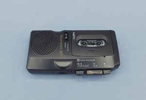 Grabadora Sanyo Talk Book TRC-570M