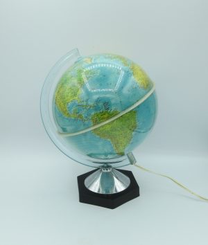 Globo terráqueo Salvat