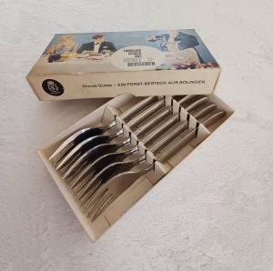 Caja de seis tenedores de aperitivo